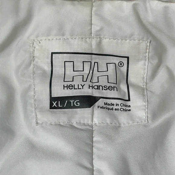 HELLY HANSON Women’s Quilted Light Puffer - Picture 13 of 13